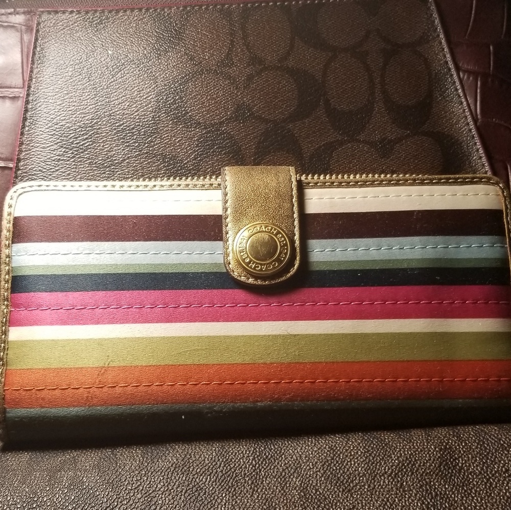 Coach bi-fold, zipper closure legacy stripe wallet
